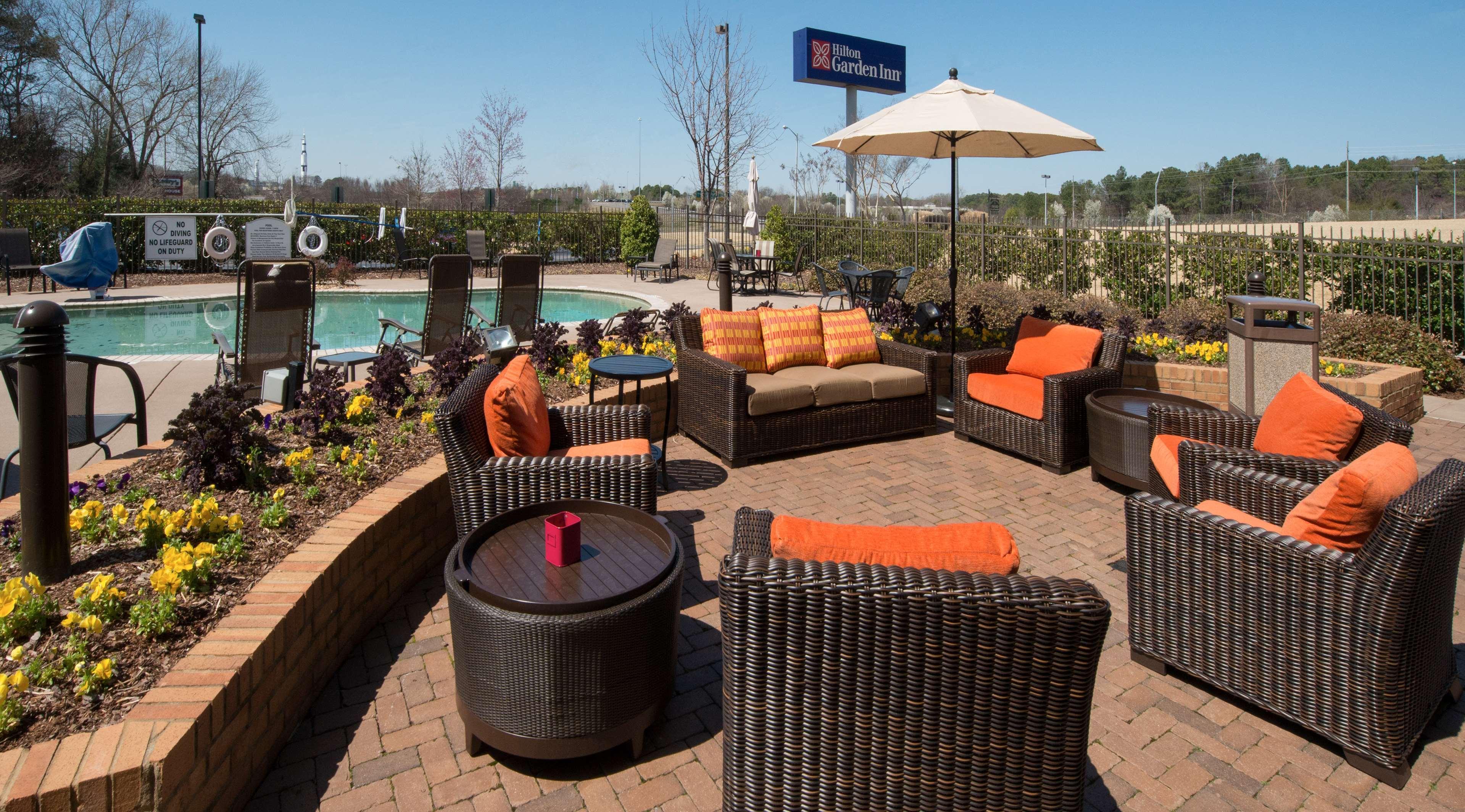 Hilton Garden Inn Huntsville/Space Center Buitenkant foto