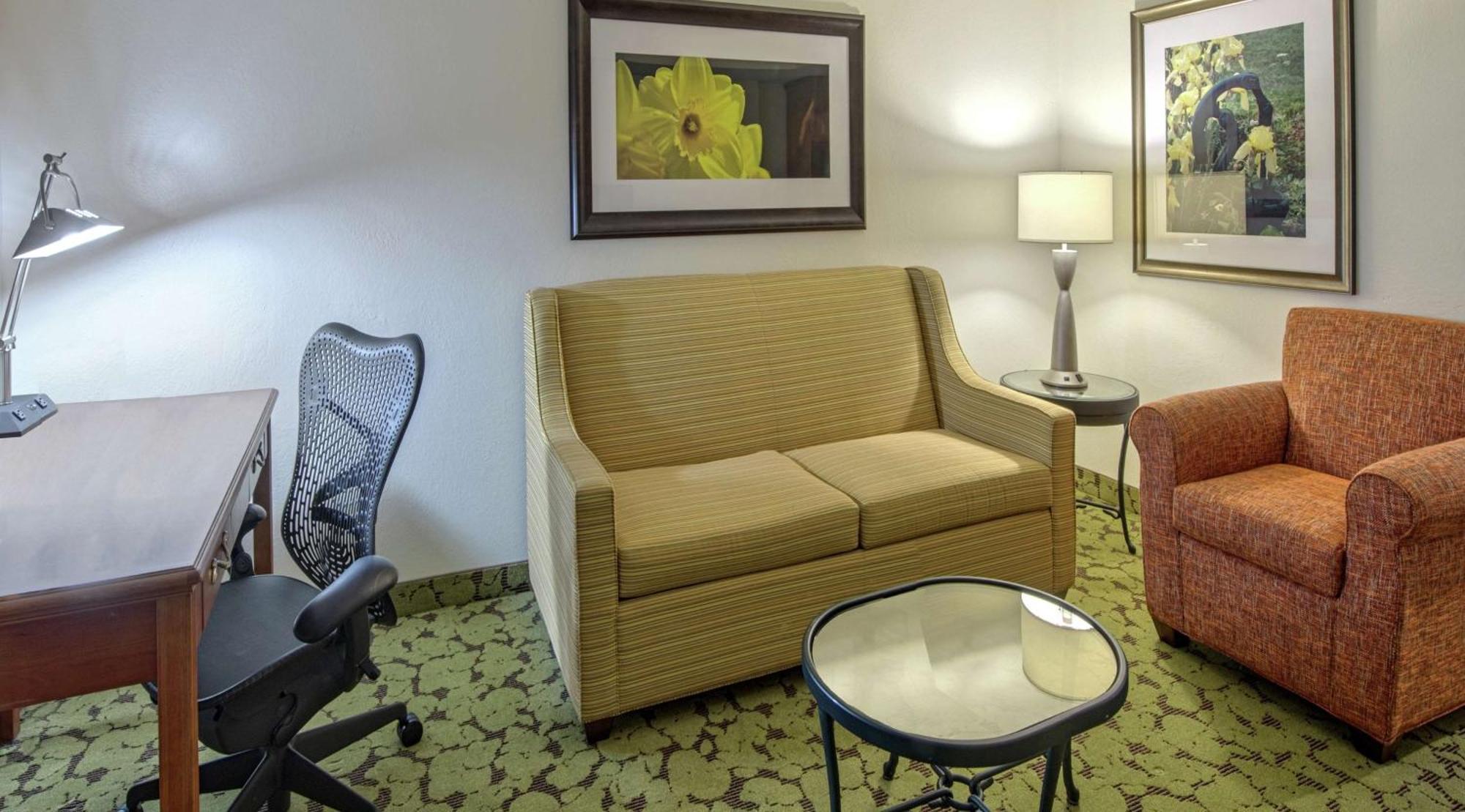 Hilton Garden Inn Huntsville/Space Center Buitenkant foto