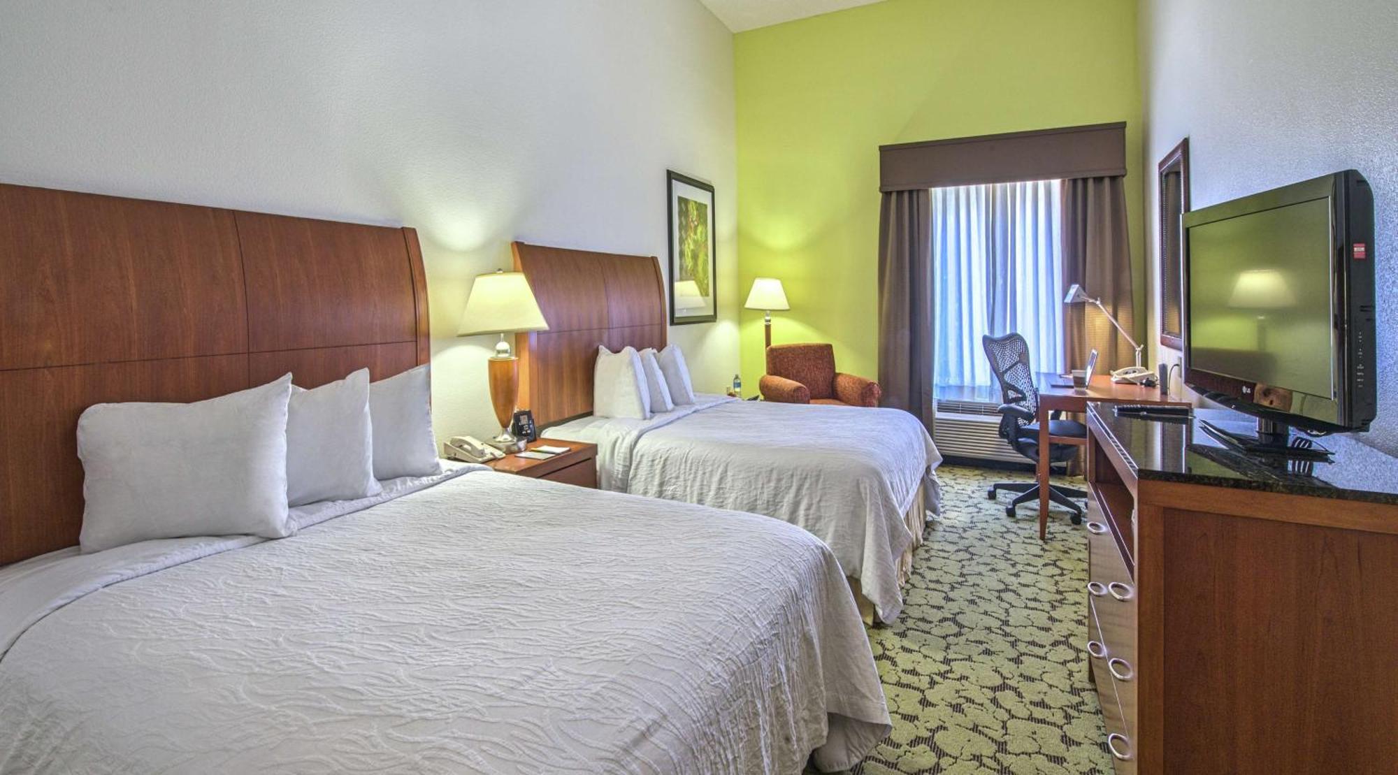 Hilton Garden Inn Huntsville/Space Center Buitenkant foto