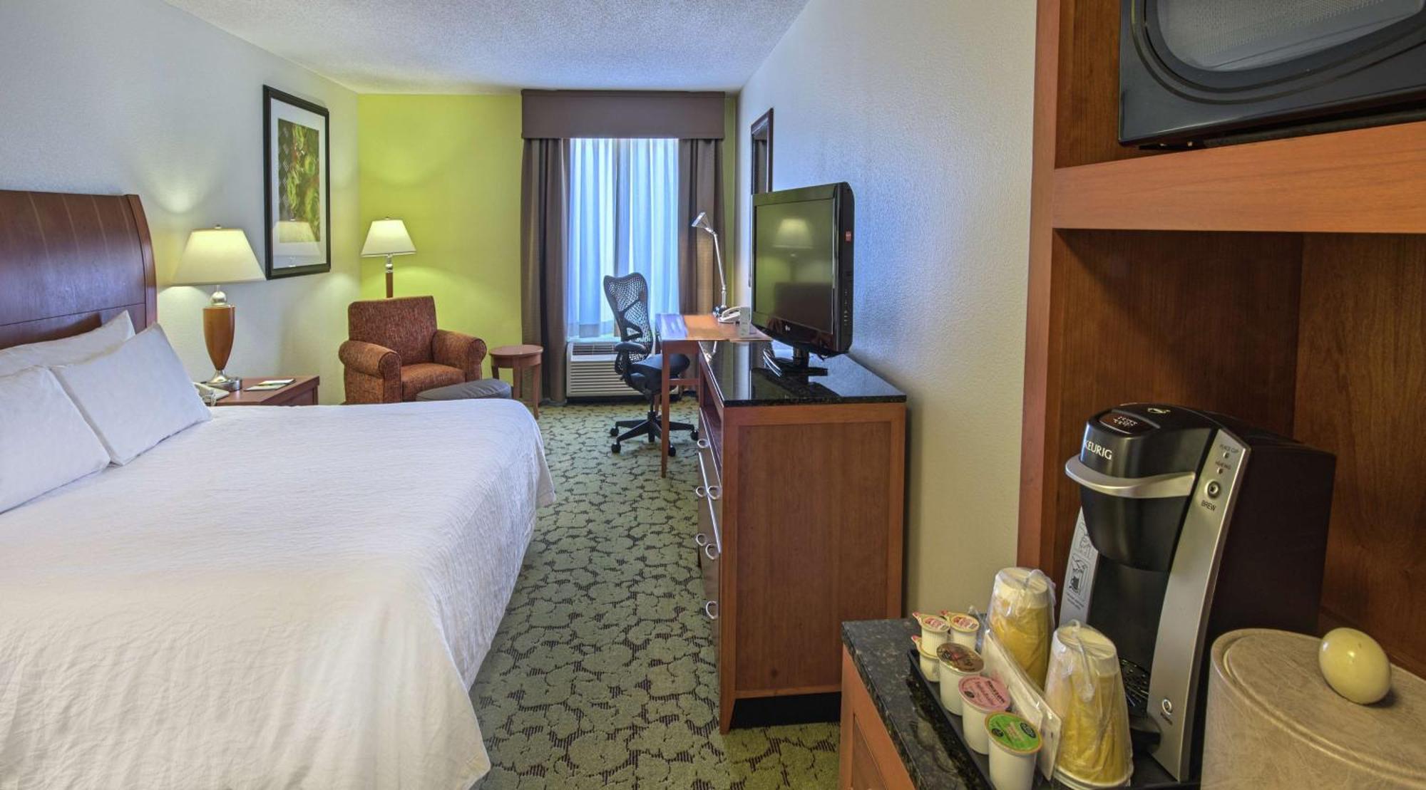 Hilton Garden Inn Huntsville/Space Center Buitenkant foto